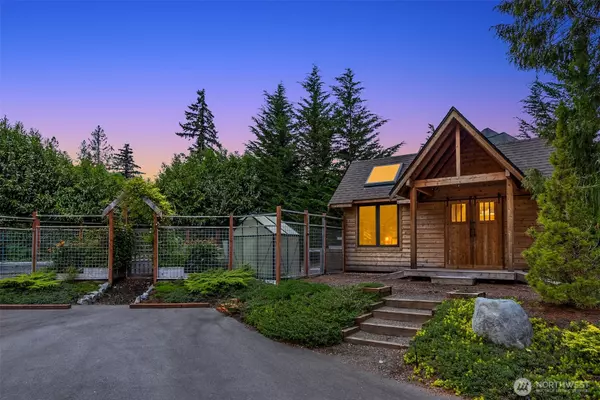 Bainbridge Island, WA 98110,9721 NE Charisma CIR