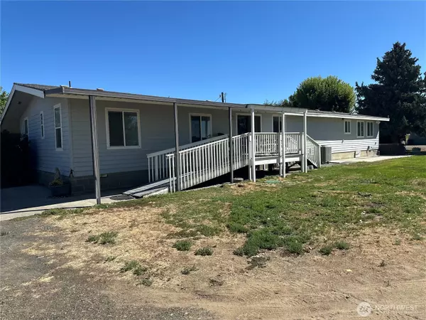 Moses Lake, WA 98837,15241 Baseline .5 SE