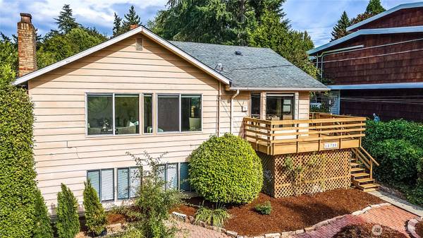 15732 23rd AVE SW, Burien, WA 98166