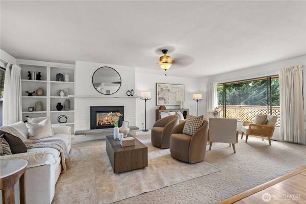 13427 90th AVE NE, Kirkland, WA 98034