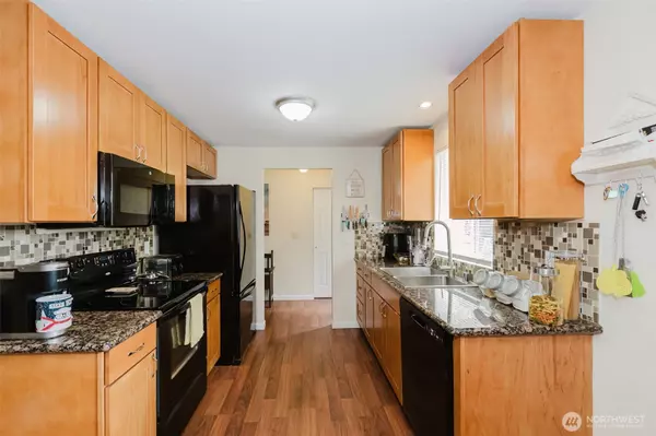 Bremerton, WA 98311,7029 Parkdale DR NW