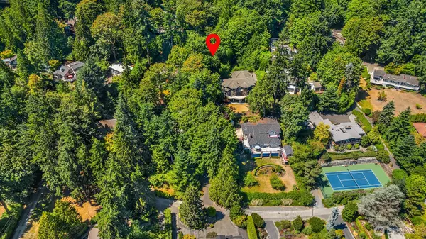 Mercer Island, WA 98040,44 xx Ferncroft RD