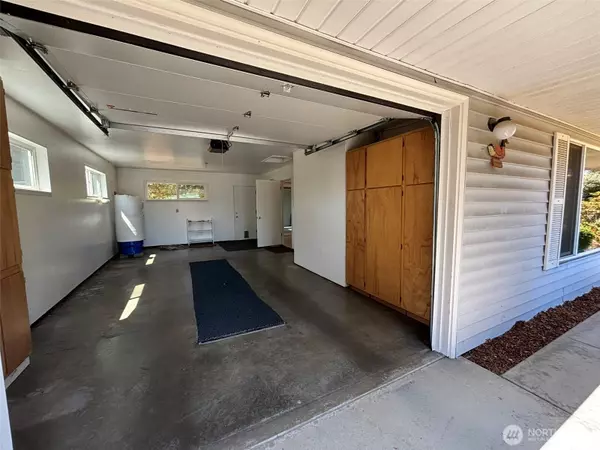 Sequim, WA 98382,961 N Mariott AVE