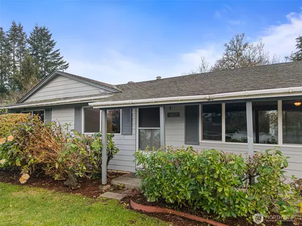 14922 134th AVE SE, Renton, WA 98058