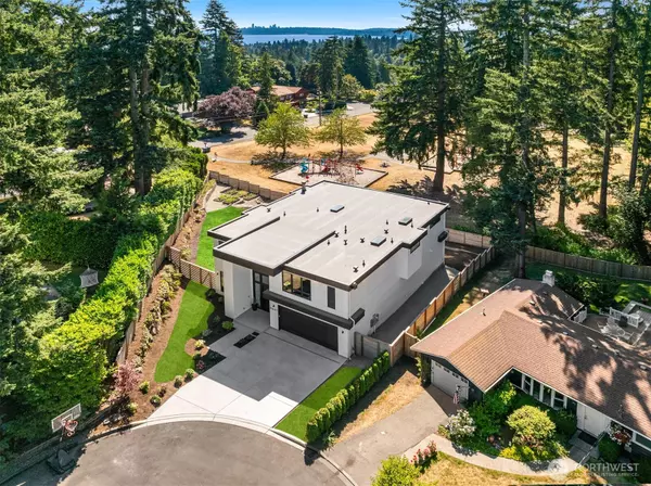 Kirkland, WA 98033,11407 NE 103rd PL
