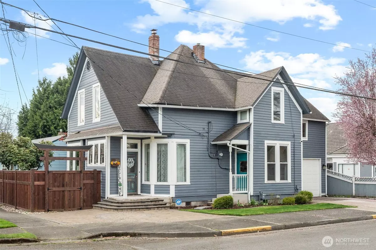 Puyallup, WA 98371,302 4th AVE NW