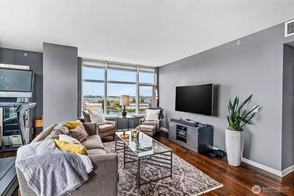 Tacoma, WA 98402,1515 Dock ST #613