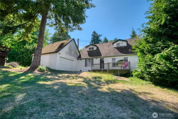 Point Roberts, WA 98281,2145 Fir ST