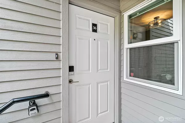 Kent, WA 98032,2609 S 272nd ST #36