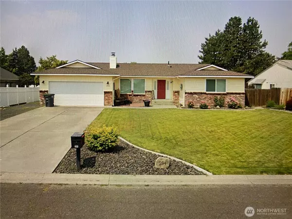 294 Scenic DR SE, Moses Lake, WA 98837
