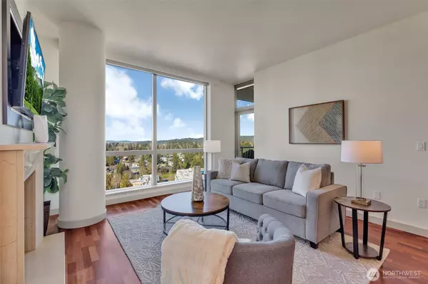 10650 NE 9th Place #2225, Bellevue, WA 98004