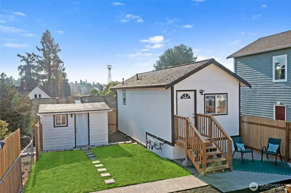 1336 Elizabeth AVE #B, Bremerton, WA 98337