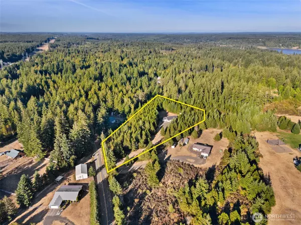 Shelton, WA 98584,52 E Mikkelsen RD
