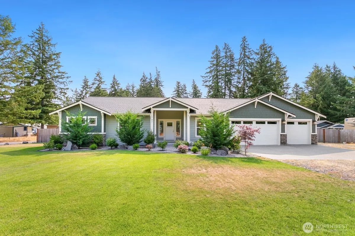 Rainier, WA 98576,707 Hubbard RD SE