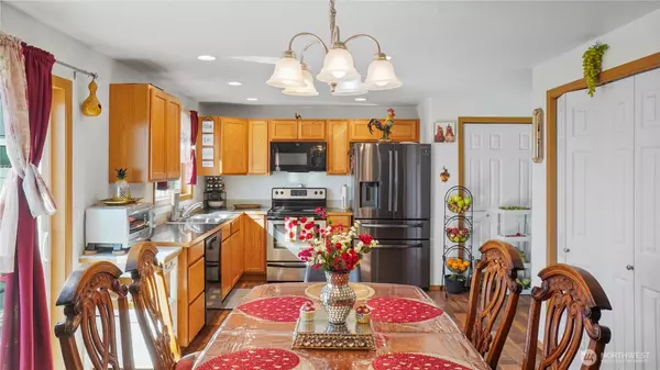 Othello, WA 99344,905 Sunstone CT