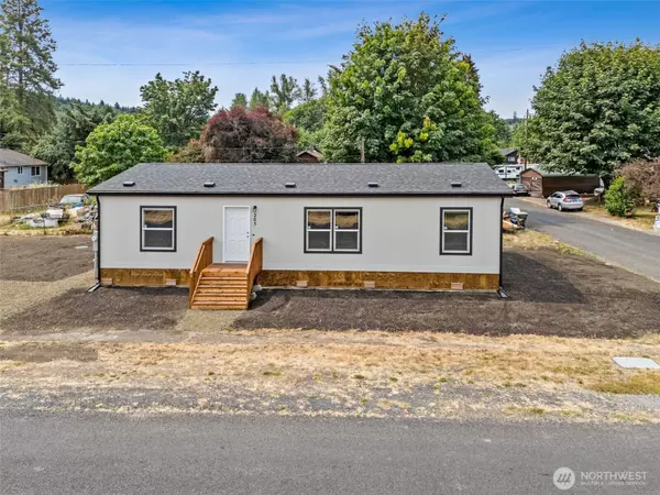 205 E 7th ST E, Bucoda, WA 98530