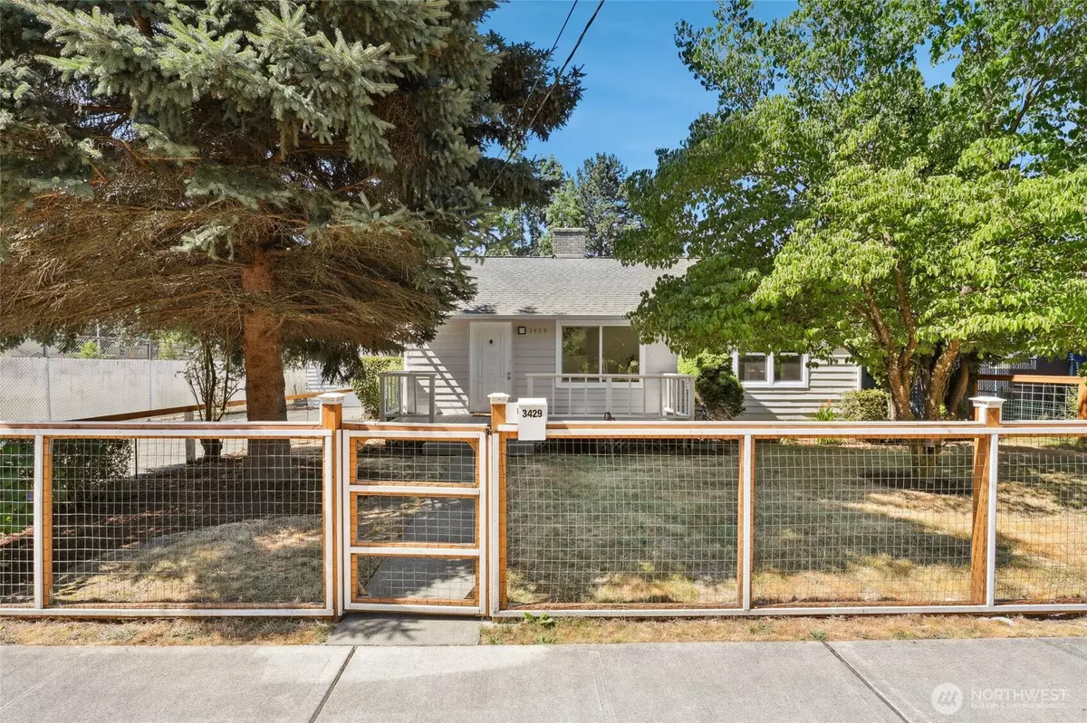 Renton, WA 98058,3429 SE 5th ST