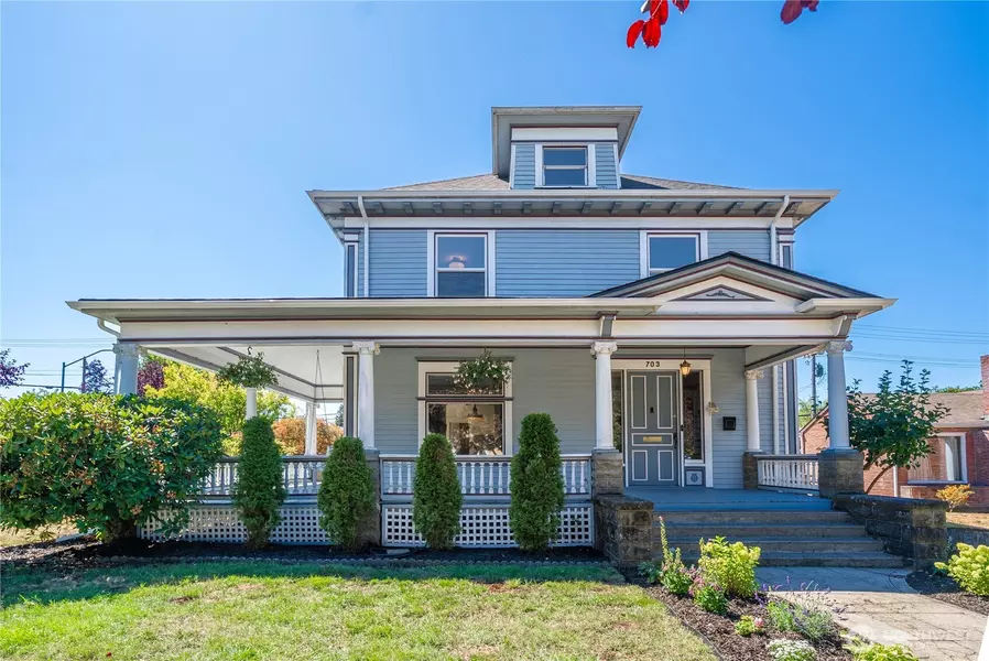 703 E ST, Centralia, WA 98531