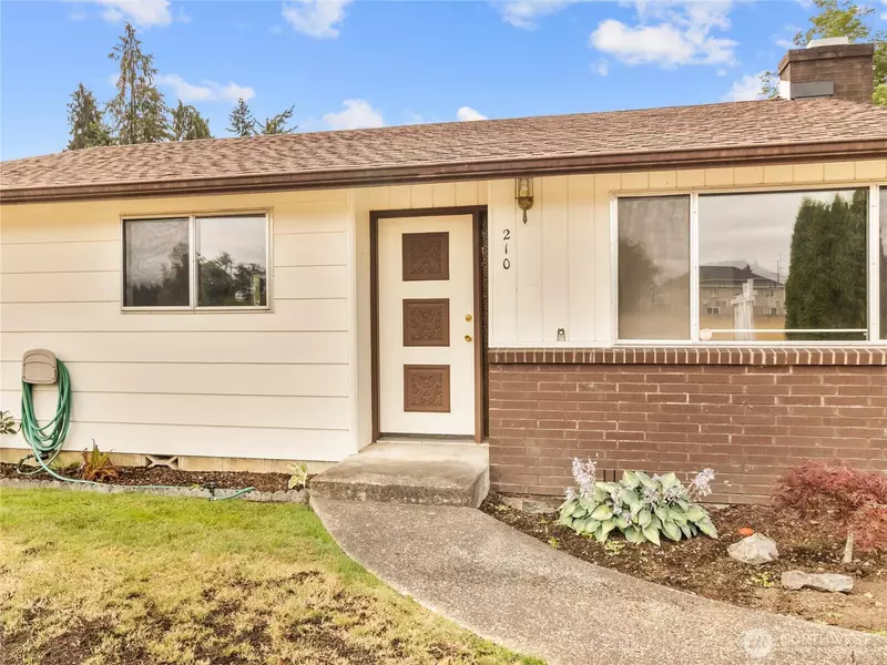 210 Tacoma AVE, Centralia, WA 98531