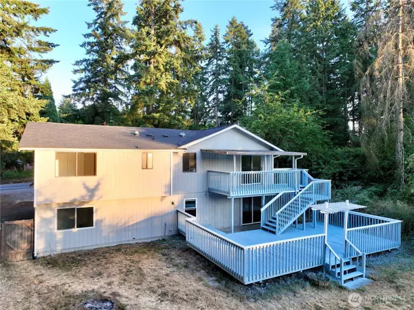 Puyallup, WA 98374,12521 Military RD E