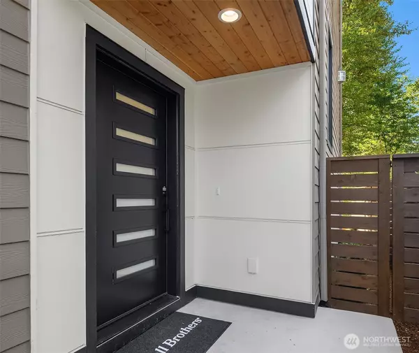 Bellevue, WA 98007,14826 NE 2nd CT #Lot 1
