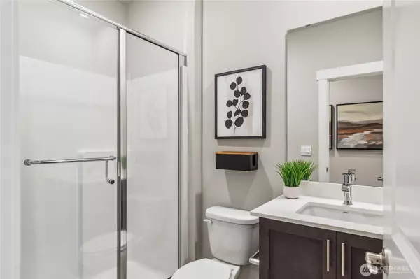 Kirkland, WA 98033,10432 135th AVE NE #45