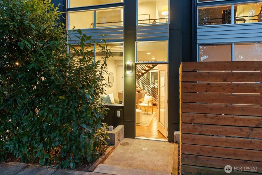 2205 NW 63rd ST, Seattle, WA 98107