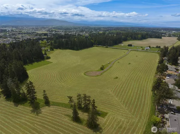 83 Medsker RD, Sequim, WA 98382