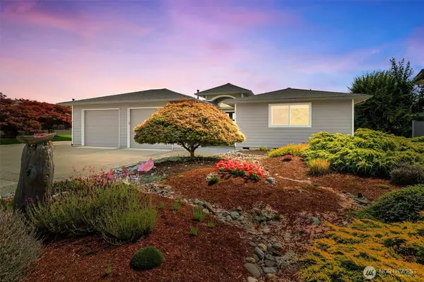 8018 Comox, Blaine, WA 98230