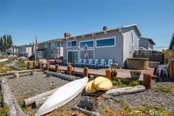 Ferndale, WA 98248,4421 Sucia DR