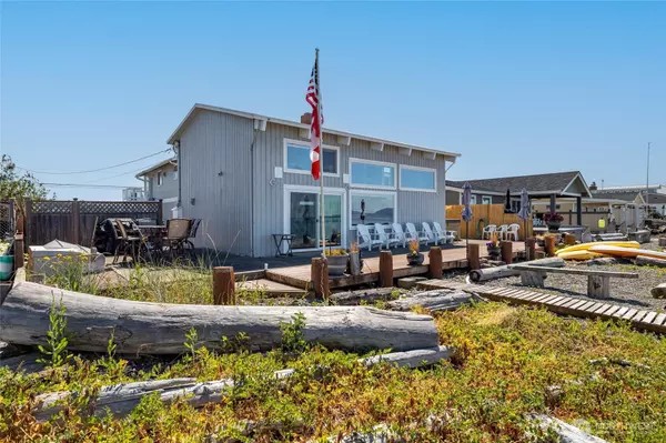 Ferndale, WA 98248,4421 Sucia DR