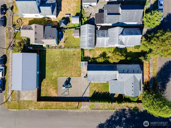 Hoquiam, WA 98550,522 10th Street