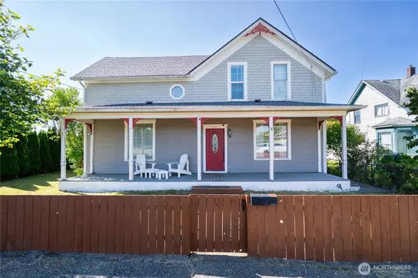 522 10th Street, Hoquiam, WA 98550