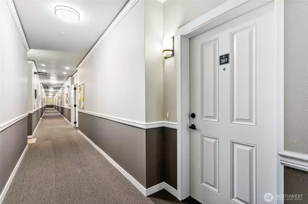 Lynden, WA 98264,8780 Depot Rd #207