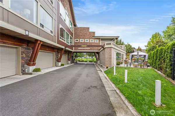 Lynden, WA 98264,8780 Depot Rd #207