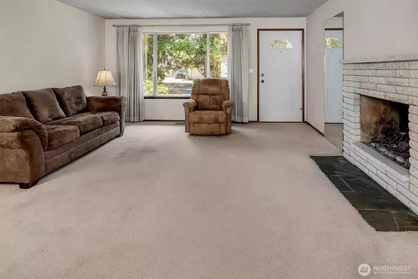Shoreline, WA 98155,130 NE 156th ST