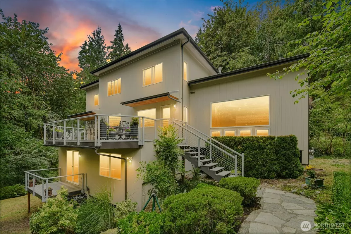 Issaquah, WA 98027,15912 252nd AVE SE