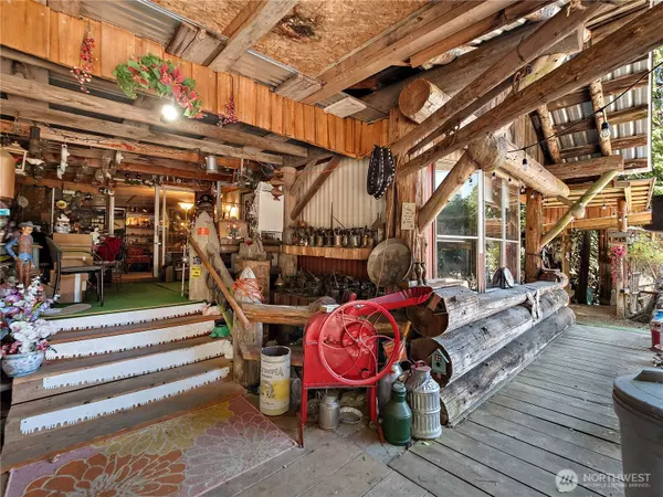 Buckley, WA 98321,15716 AP Tubbs RD E