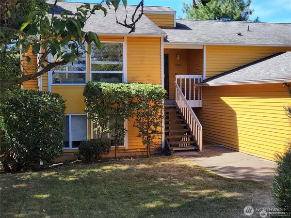 17801 Stone AVE N #1-2, Shoreline, WA 98133