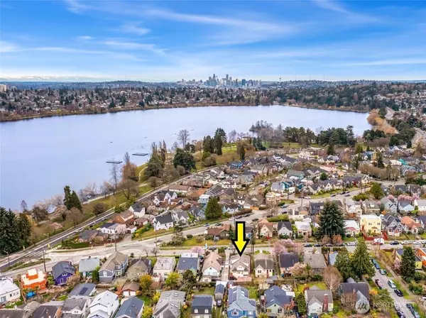 1316 N 77th ST, Seattle, WA 98103