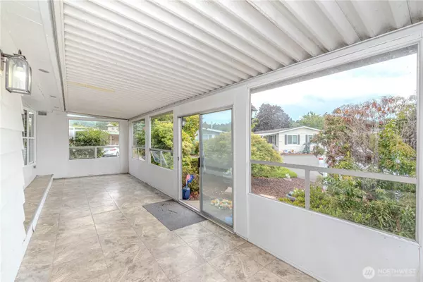 Auburn, WA 98002,1402 22nd ST NE #229