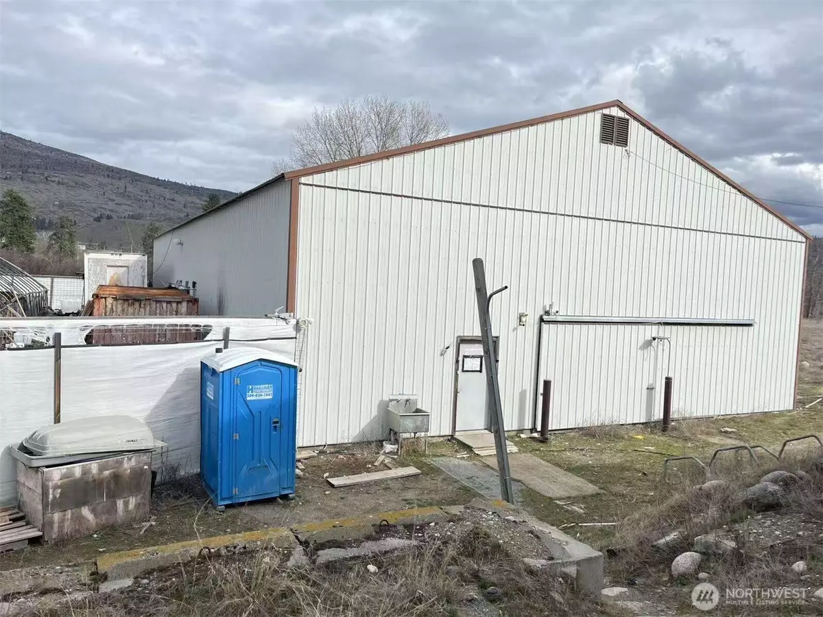 Omak, WA 98841,18 B Riverview RD