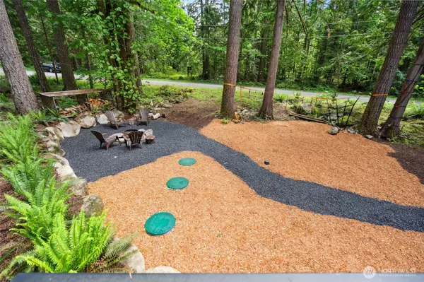 Deming, WA 98244,7467 Canyon View DR