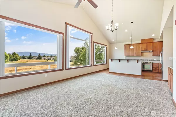 8780 Depot Rd #308, Lynden, WA 98264