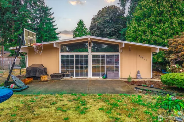 Federal Way, WA 98023,35631 13th AVE SW
