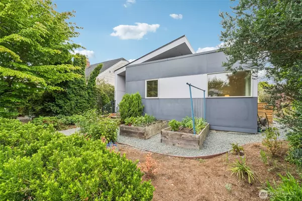 8351 Jones AVE NW, Seattle, WA 98117