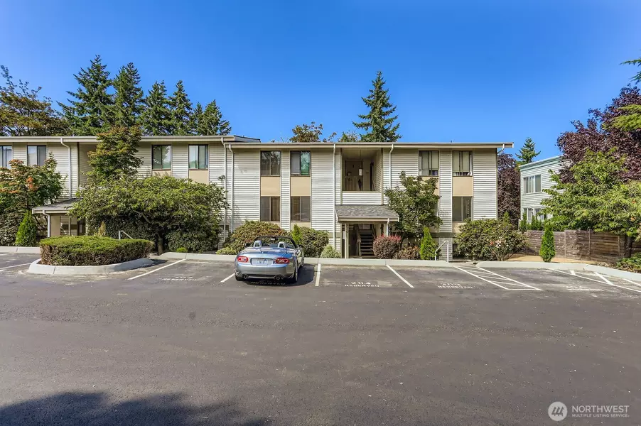 830 Kirkland WAY #204, Kirkland, WA 98033
