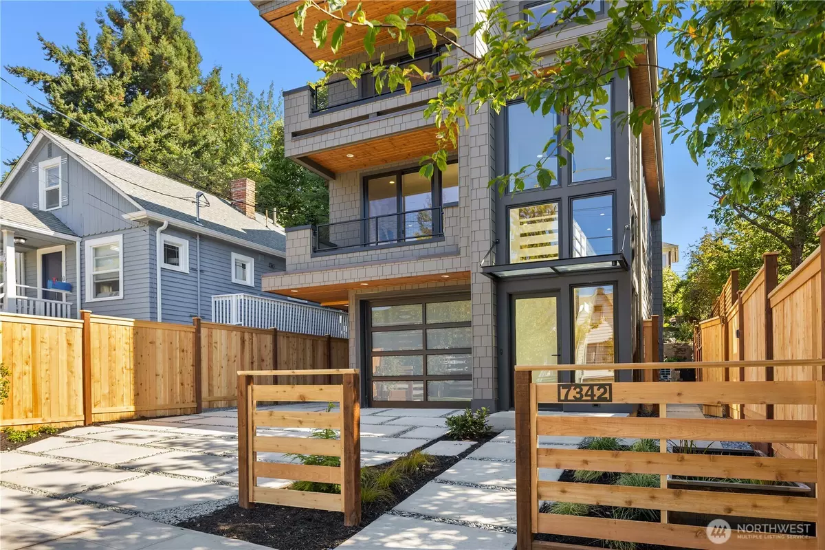 Seattle, WA 98117,7342 20th AVE NW