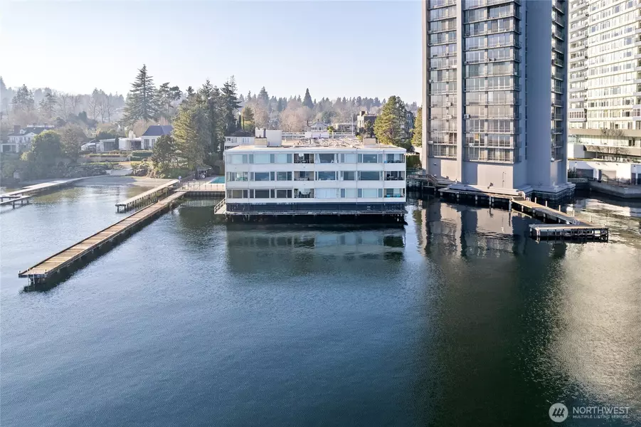 1600 43rd AVE E #201, Seattle, WA 98112