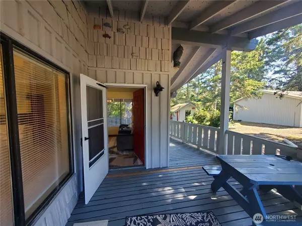 Ocean Shores, WA 98569,1000 Mt.Olympus AVE SE